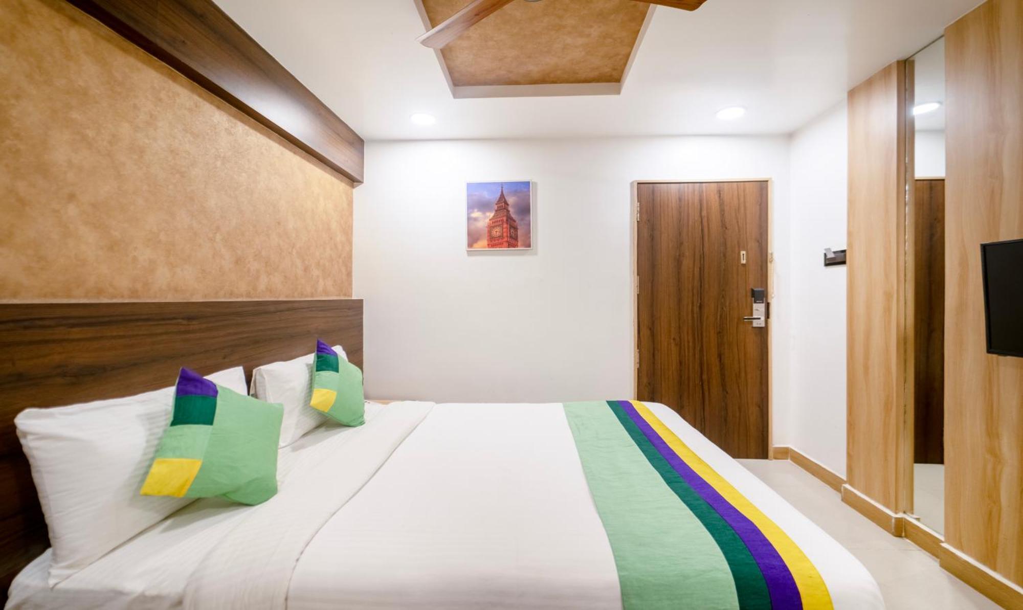 Treebo Golden Swan Pammal Hotel Chennai Exterior photo